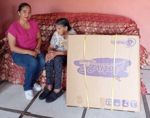 ENTREGA DE SILLA DE RUEDAS POR PARTE DE DIF BACANORA