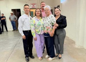 PRESIDENTA MUNICIPAL ASISTE A PRESENTACIÓN DE MÉDICOS PASANTES EN MAZATÁN