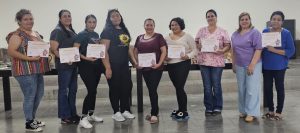 CONCLUYE CON EXITO EL TALLER DE VELAS ARTESANALES