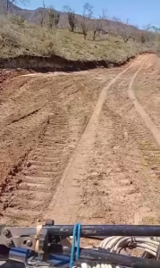 TRABAJOS DE MANTENIMIENTO EN LA CARRETERA VECINAL DE EL ENCINAL